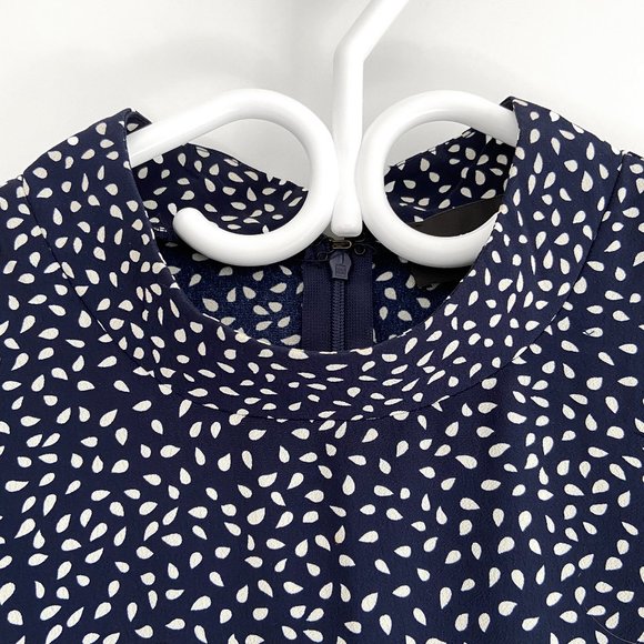 MinkPink • Breezy Babydoll Dress • Sz M • Navy Blue w White • Trapeze • Like New - Picture 6 of 11